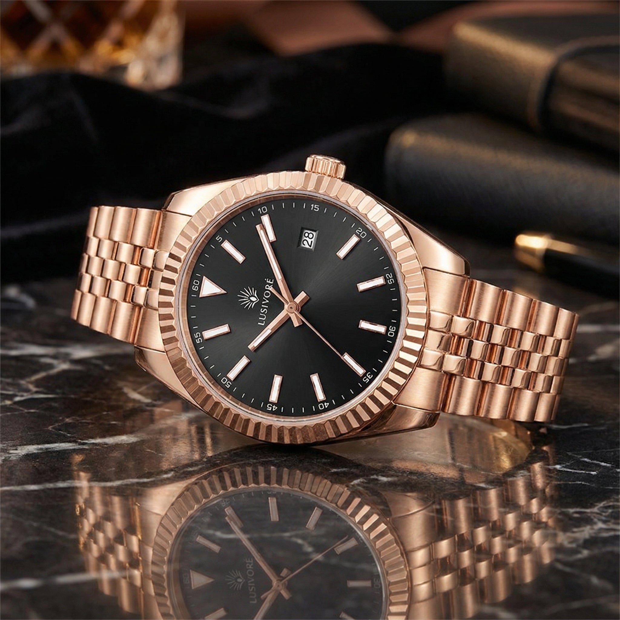 Lusivore DateClassic Rose Gold (black dial)