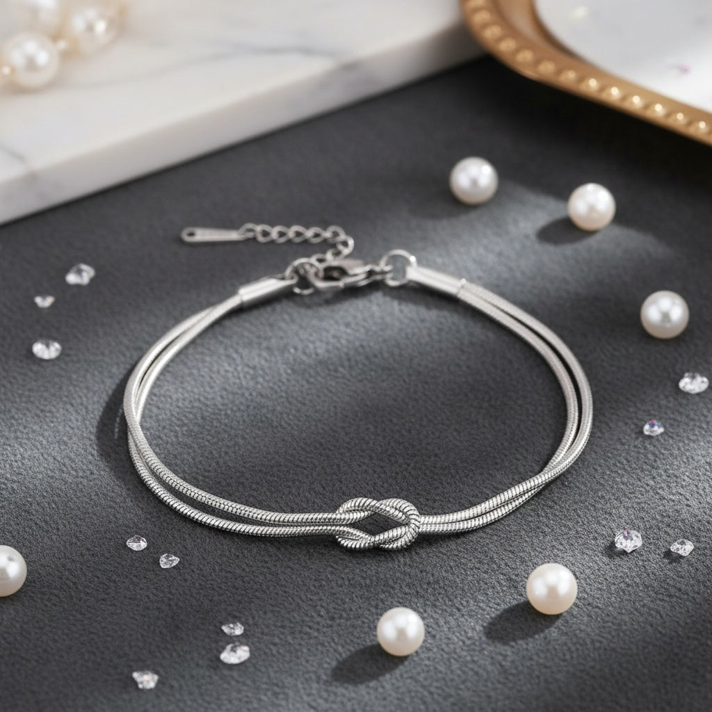 Lusivore Elara Knot Bracelet – Silver