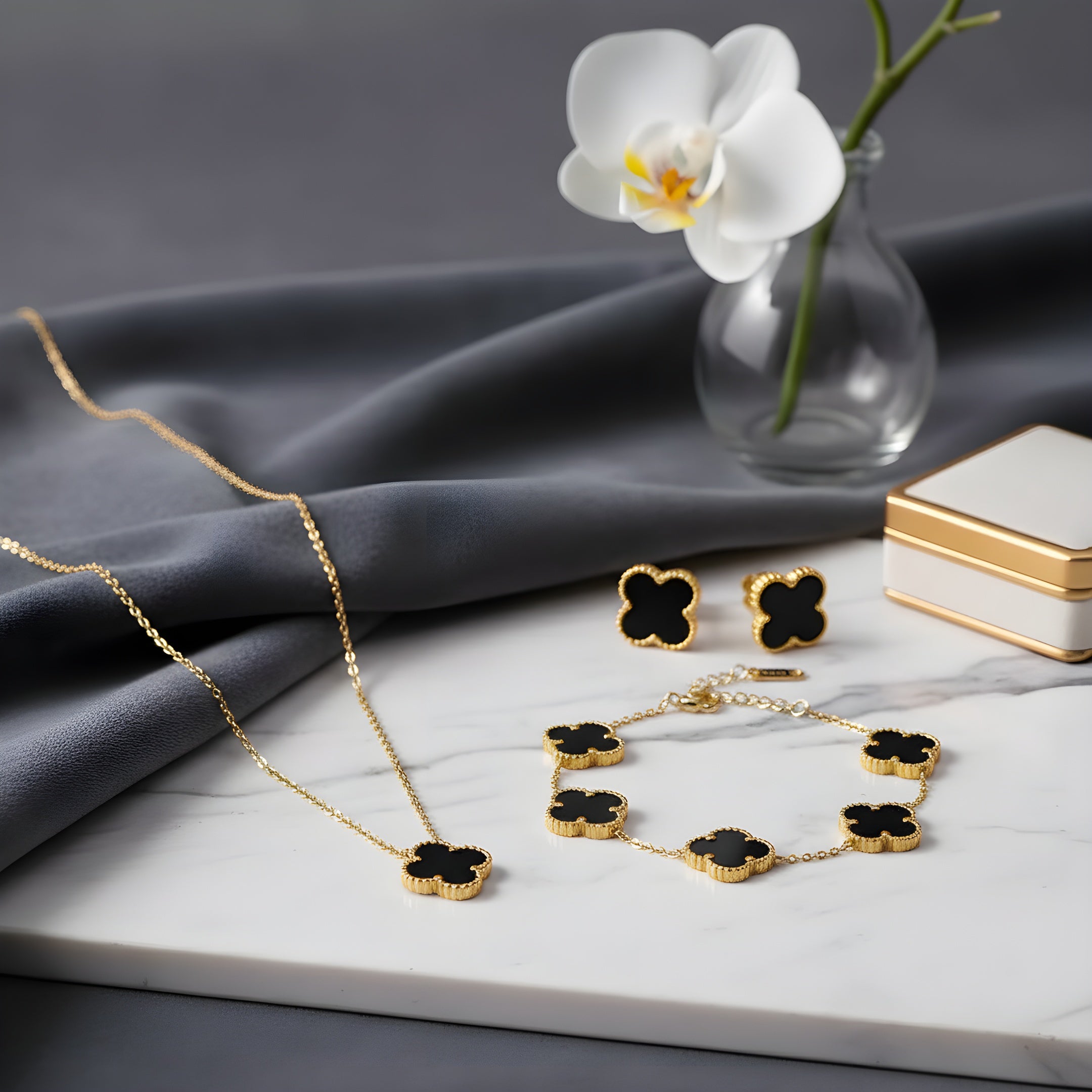Lusivore Flora Jewelry Set – Gold Black